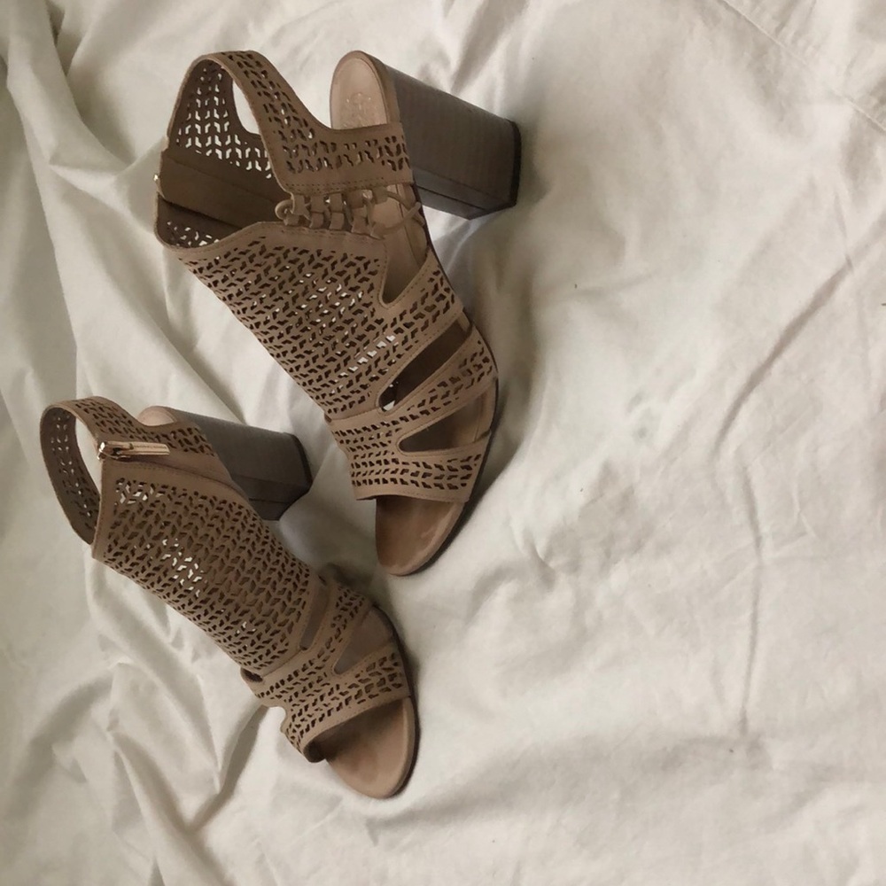 Vince Camuto stylish 3” chunky sandals. Great with a dress or a pair of jeans.